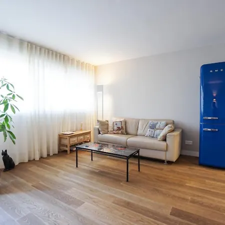 Charming Apt Close To The Cartier Foundation Apartment *