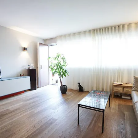 Apartment Charming Apt Close To The Cartier Foundation